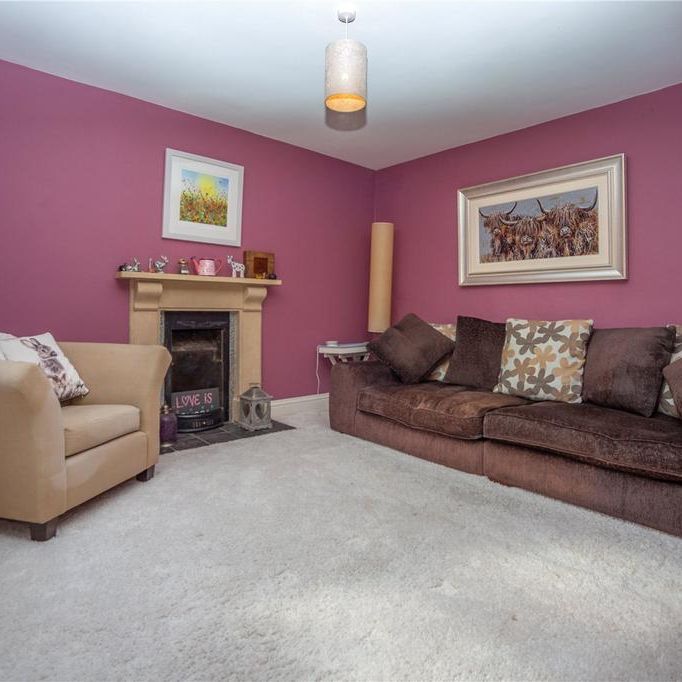 4 bedroom detached house to rent - Photo 1