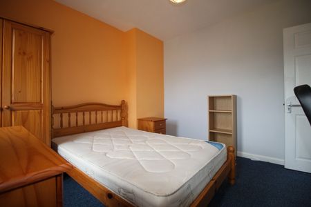 5 Bed Terraced House, Harefield Road, SO17 - Photo 4