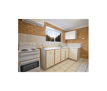 One Bedroom Unit - Close To Everything! - Photo 5