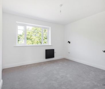3 bedroom flat to rent - Photo 3