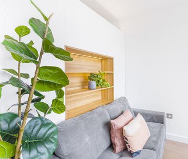 Studio to rent - Photo 1