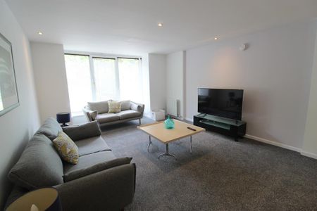 3 bedroom terraced house to rent - Photo 3