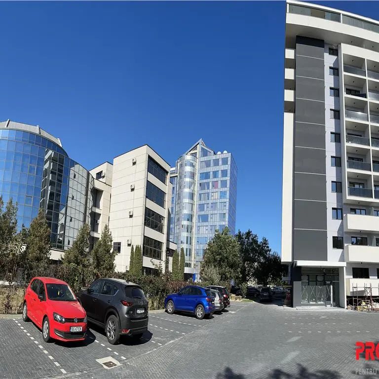 Bloc nou - langa Universitatea Bacovia si Primarie - 2 camere - mobilat si utilat nou - Fotografie 1