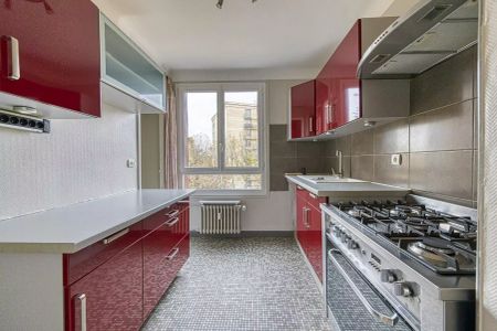 location Appartement T3 DE 71.4m² À COMPIEGNE - Photo 5