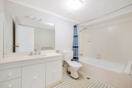 18/1-15 Tuckwell Place, Macquarie Park - Photo 4