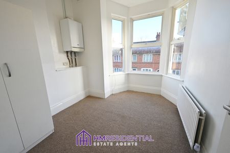 3 bedroom Flat for rent on Ada Street, Walker, Newcastle Upon Tyne, NE6 2RB Available 01/12/2025 - Photo 4
