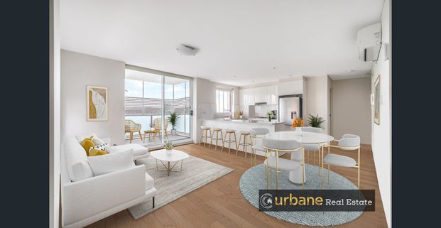 4 Minutes Walk To Station And Shopping Centre!! - Photo 1