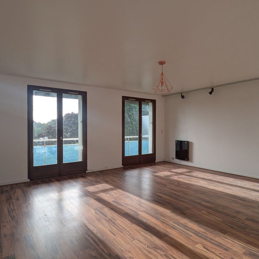 Location Appartement 3 pièces 81m² - Photo 1