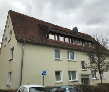 Praktisch geschnittene Familienwohnung im 1. Obergeschoss - Photo 2