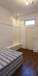 Claude Road - Photo 3