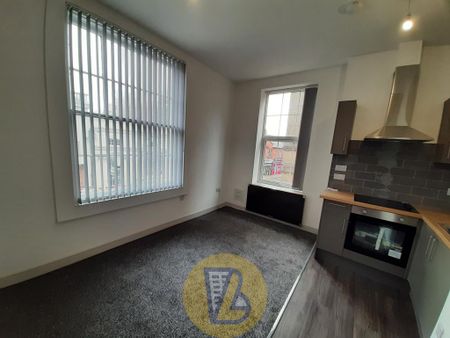 1 bedroom block of apartments to rent - Photo 5