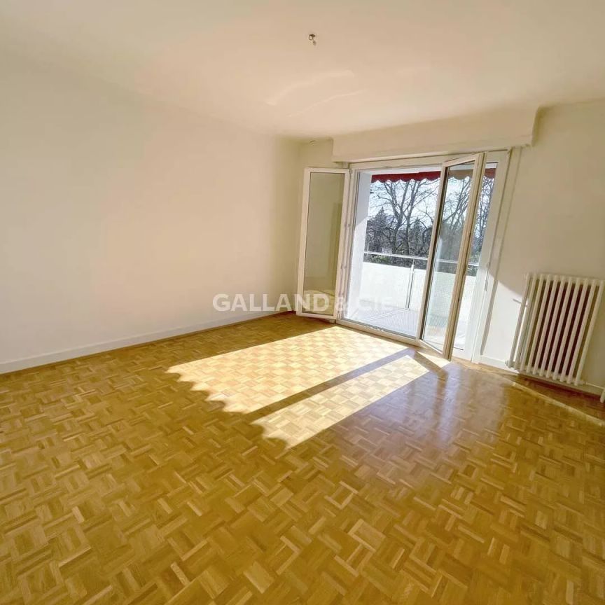 Appartement de 3 pièces et hall au 1er étage - Photo 1