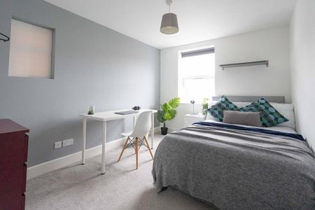 7 bedroom terraced house to rent - Photo 3