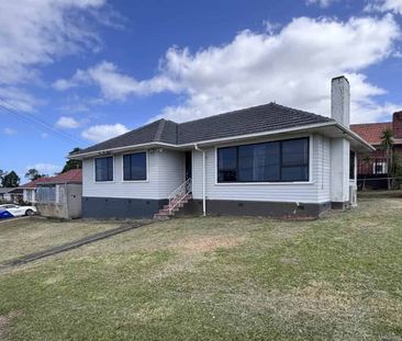 So much lawn, you might need a map! - Photo 5