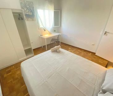 Calle del Hornero, Madrid, Community of Madrid 28019 - Photo 3