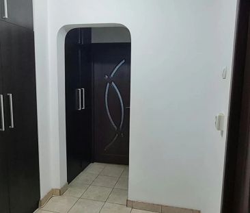 2 camere, decomandat, 52 mp, de inchiriat apartament in zona Podul de Fier, Metropolitan, Cod 163378 - Photo 2