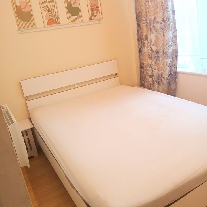 1 Bed Flat, London, NW9 - Photo 1