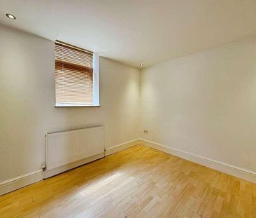 Colwyn Road, Northampton, NN1 - Photo 3
