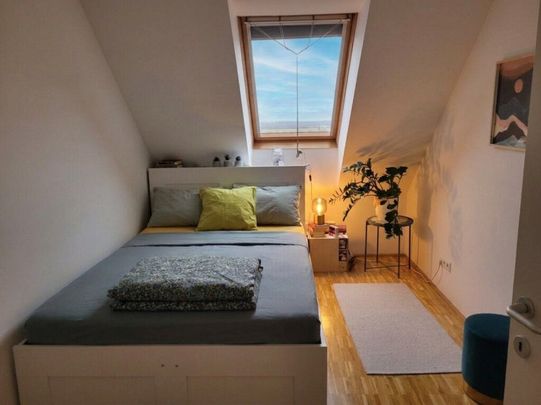 Moderne 3-Zi-Dachgeschoßwohnung mit Terrasse ruhiger Lage Graz Lend! - Photo 1