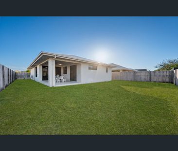 6 Molokai Street, Burdell, Qld 4818 - Photo 1