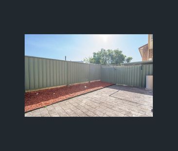 VERY CENTRAL POSITION, SECURE COMPLEX WITH GATE AND POOL, MINS TO S... - Photo 6