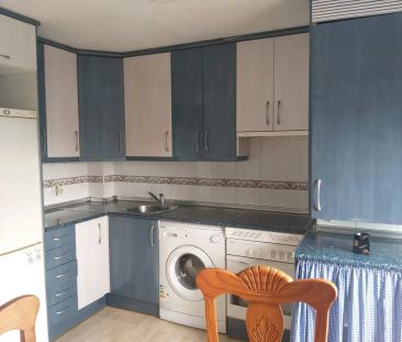Apartamento de alquiler en Travesía Noria, Zona Renfe - Photo 5