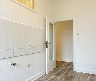 Altbauwohnung mit Charme: Renovierte 2-Zimmer Wohnung im Zentrum vo... - Foto 4