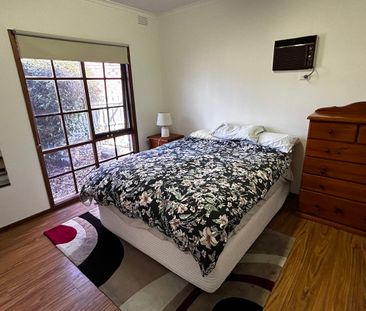 Spacious 3 Bedrooms Plus Study Home in Amazing Location - Photo 6