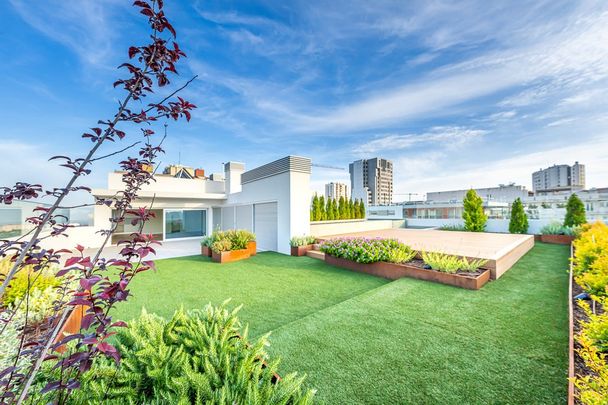 Areeiro, Lisbon - Photo 1