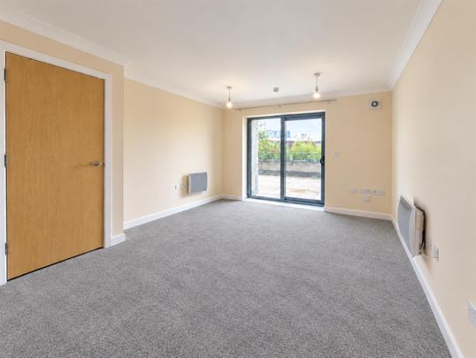 195 Quayside Drive, Colchester, CO2 8QG - Photo 1