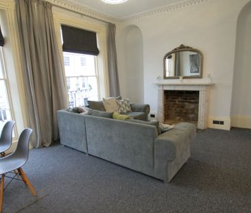 Flat 3, 32 Montpellier Villas, CHELTENHAM GL502XF - Photo 5