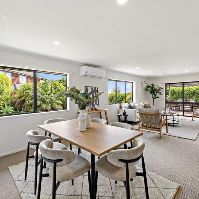 Spacious 4BR Home with Garden! - Photo 1