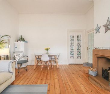 2 bedroom ground floor flat to rent - Photo 2
