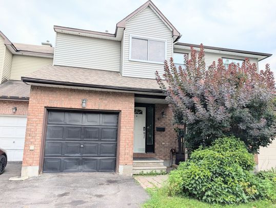 For Lease - 4 Alfa Street, Barrhaven, Ontario - Photo 1