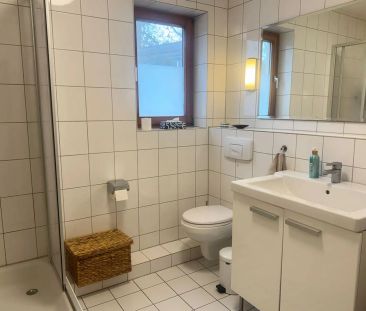 Refrath: 2-Zimmer-Wohnung im Erdgeschoss mit Terrasse - Photo 1