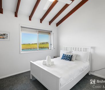 Delightful Waterfront Retreat with Panoramic Ocean Views - Photo 5