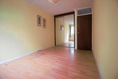 5 bedroom semi-detached house to rent - Photo 4