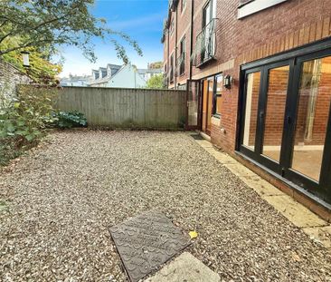 3 bedroom end of terrace house to rent - Photo 6