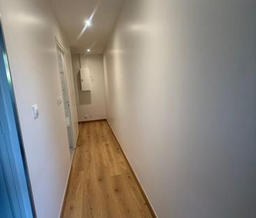 Location Appartement 1 pièce Meublé 28m² AIX LES BAINS 73100 - Photo 6