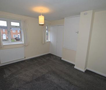 2 bedroom semi-detached house to rent - Photo 6
