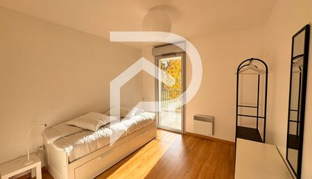 Appartement 3 pièces 58m2 REIMS 820 euros - Photo 2