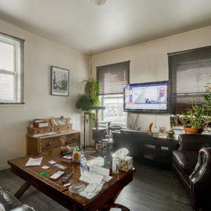 4 ½ en rénovation complète à louer – Boulevard Sainte-Anne - Photo 2
