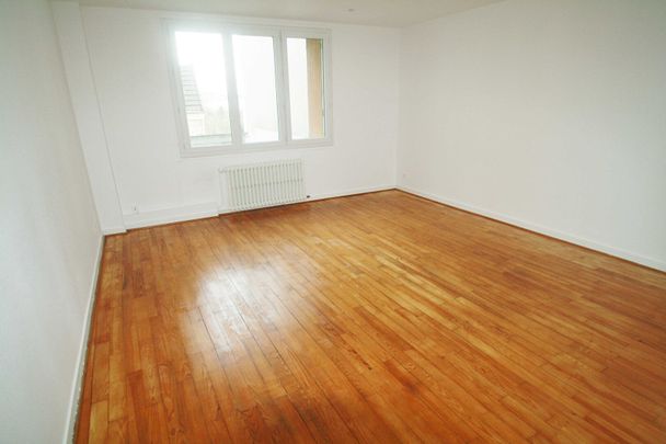 3 pièces CARRIERES SUR SEINE, - Photo 1