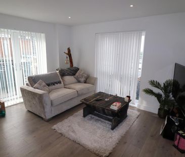2 bedroom apartment to rent - Photo 1