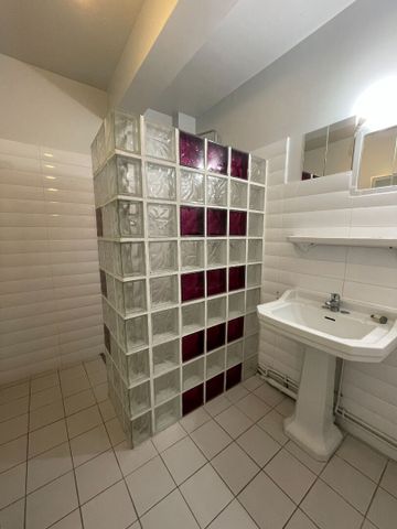 Location Appartement 3 pièces 70m² - Photo 4
