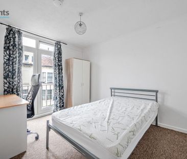 4 bedroom terraced house to rent - Photo 6