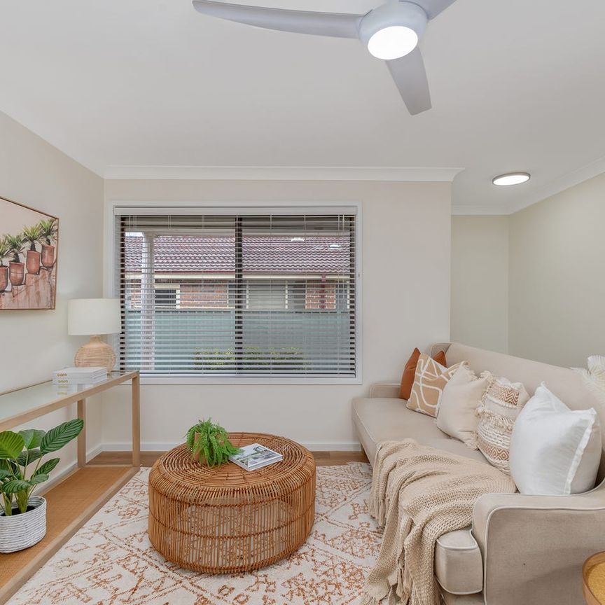 Refurbished Villa with Spacious Courtyard + Sunroom - Photo 1