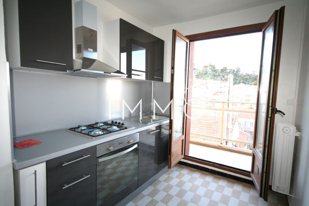 Location Appartement 3 pièces 63m² MARSEILLE 6ème - Photo 1