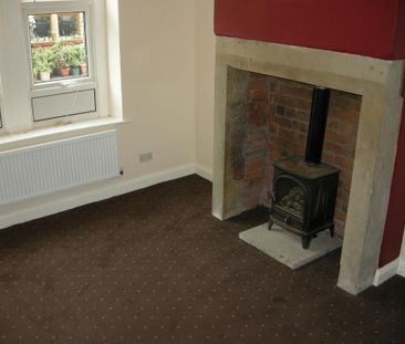 2 bedroom terraced house to rent - Photo 3