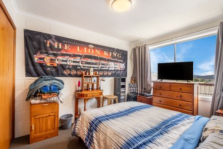 Very well presented 1 Bedroom Unit - Photo 4